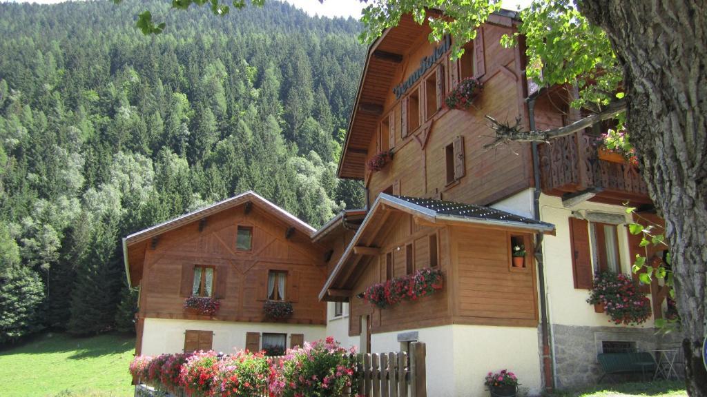 Beausoleil Bed and Breakfast Chamonix Esterno foto